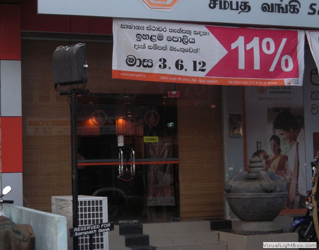 commercial building construction company in sithagi design